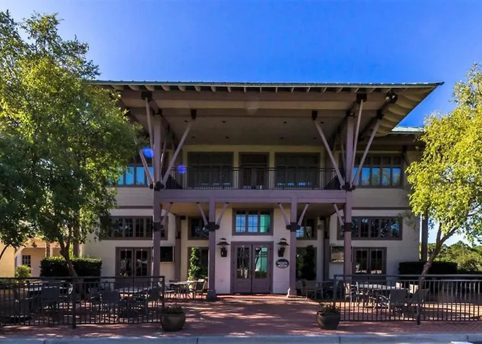 Club D-407 New! Beachfront 2bed2 Bath-luxury Resort-amenities-sleeps 6 Resort *